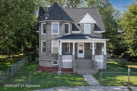 300 S Columbian, Bay City, MI 48706