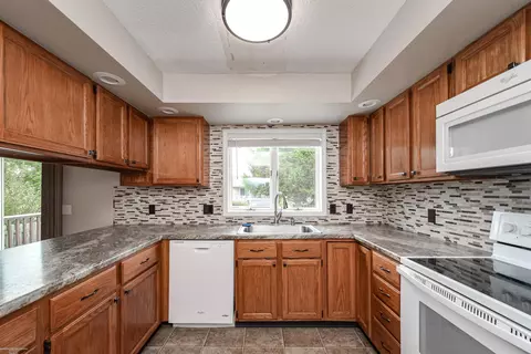 21700 Brookside N #33, Macomb, MI 48044 photo 9