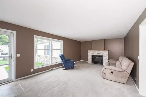 21700 Brookside N #33, Macomb, MI 48044 photo 3