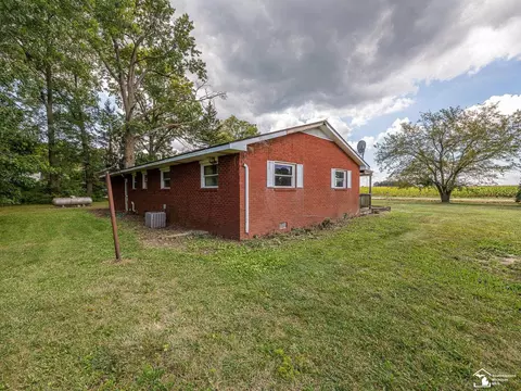 Exterior - 3615 Martell, Monroe, MI 48161 photo 3 of 9