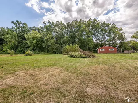 Exterior - 3615 Martell, Monroe, MI 48161 photo 8 of 9