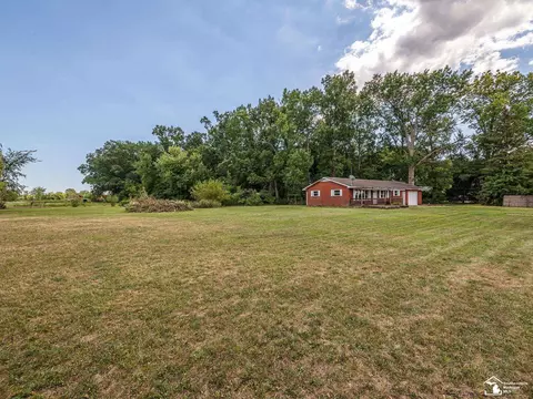 Exterior - 3615 Martell, Monroe, MI 48161 photo 6 of 9