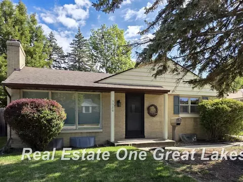 3026 Adams, Saginaw, MI 48602