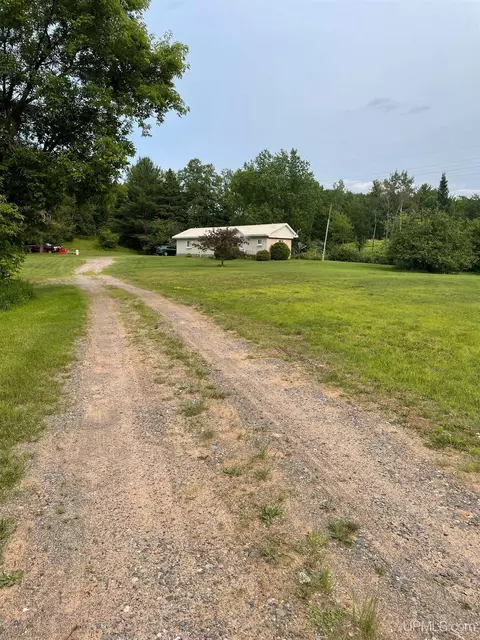 2354 Deer Lk, Ishpeming, MI 49849 photo 4