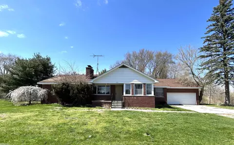 8760 Gratiot, Columbus, MI 48063