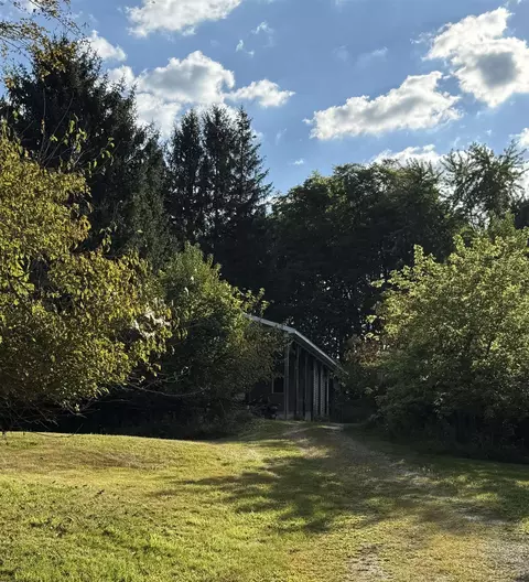 8891 Parkhurst, Addison, MI 49220