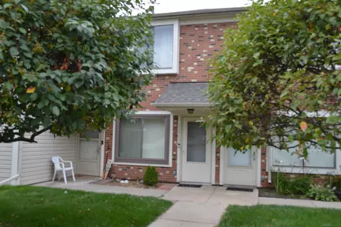 30543 Hidden Pnes, Roseville, MI 48066