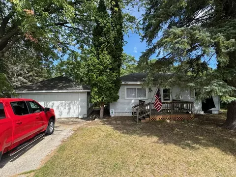 7822 Stoneschool, Houghton Lake, MI 48629