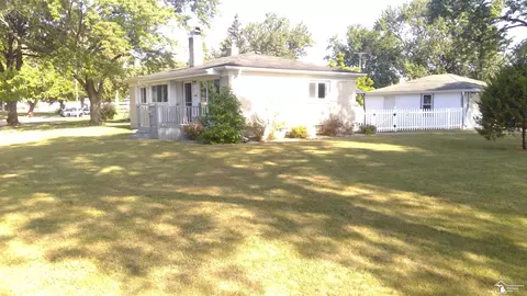 Exterior - 414 Theodore, Monroe, MI 48162 photo 2 of 6