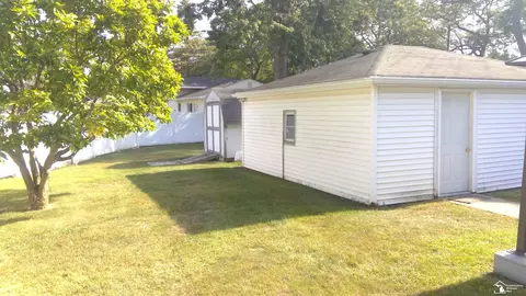 Exterior - 414 Theodore, Monroe, MI 48162 photo 5 of 6