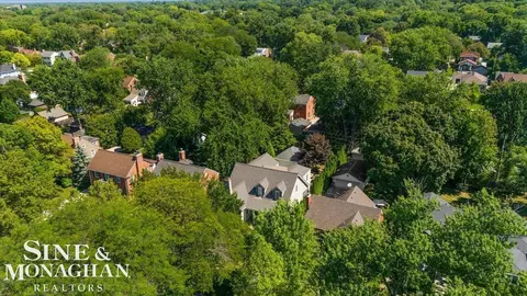 View/Area - 870 Washington, Grosse Pointe, MI 48230 photo 1 of 1