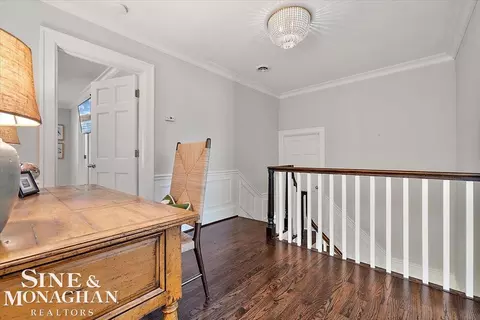 Entry Way - 870 Washington, Grosse Pointe, MI 48230 photo 4 of 5