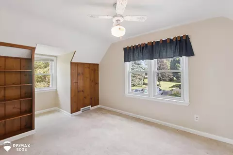 Bedroom - 6363 Flushing, Flushing, MI 48433 photo 6 of 8