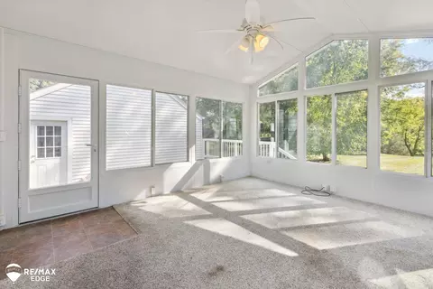 Exterior - 6363 Flushing, Flushing, MI 48433 photo 3 of 17