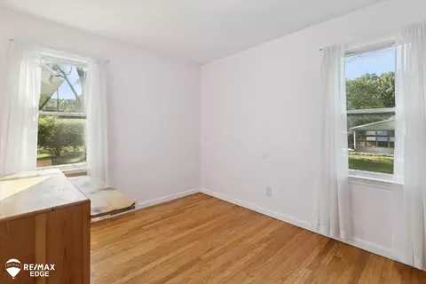 Bedroom - 6363 Flushing, Flushing, MI 48433 photo 1 of 8
