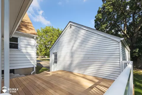 Exterior - 6363 Flushing, Flushing, MI 48433 photo 7 of 17