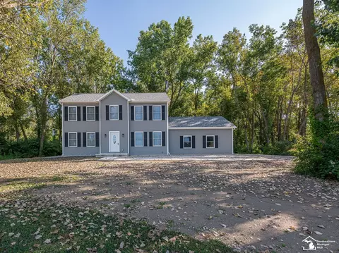 2871 Nadeau, Monroe, MI 48162 photo 2