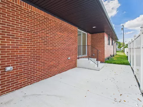 Exterior - 155 Lavender, Monroe, MI 48162 photo 9 of 9