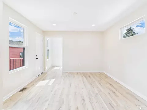 Living - 155 Lavender, Monroe, MI 48162 photo 8 of 8