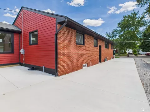 Exterior - 155 Lavender, Monroe, MI 48162 photo 5 of 9