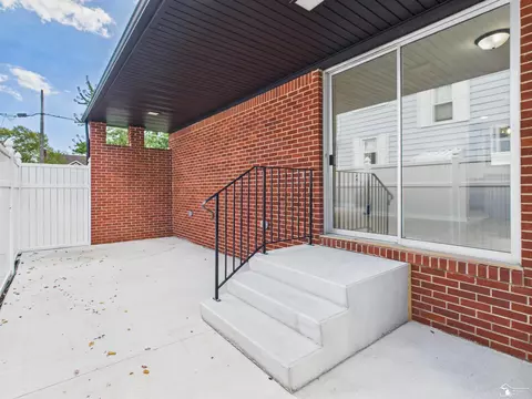 Exterior - 155 Lavender, Monroe, MI 48162 photo 8 of 9