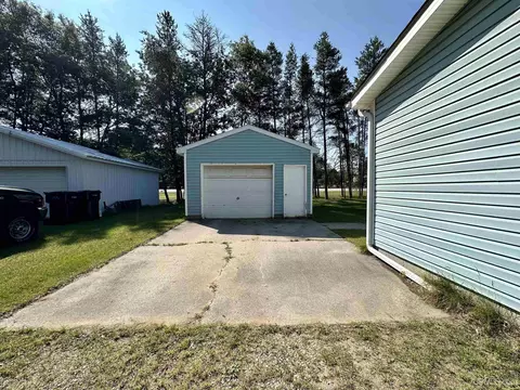 11 Mapleview, Gladstone, MI 49837 photo 2