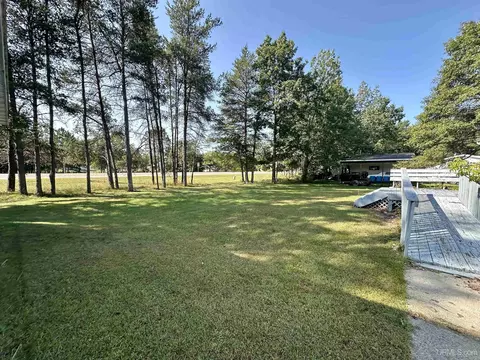 11 Mapleview, Gladstone, MI 49837 photo 3