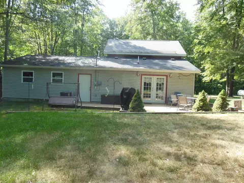5900 N Eberhart, Harrison, MI 48625 photo 8