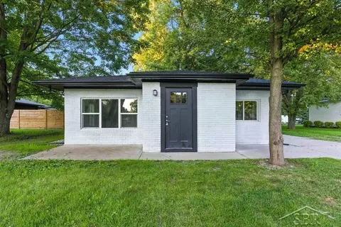 320 W Nickels, Midland, MI 48640