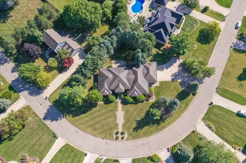 View/Area - 3300 Fieldstone, Flushing, MI 48433 photo 3 of 5