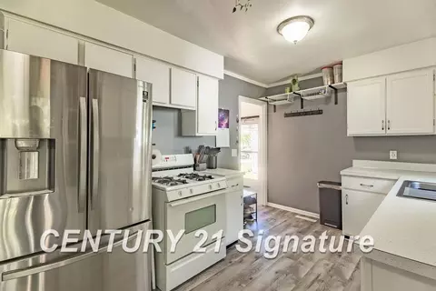 Kitchen - 205 E Clark, Davison, MI 48423 photo 2 of 2