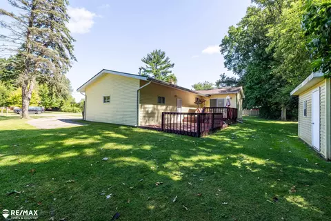 Exterior - 6543 Dalton, Flushing, MI 48433 photo 2 of 6