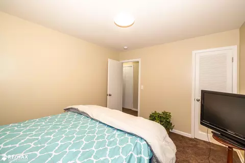 Bedroom - 6543 Dalton, Flushing, MI 48433 photo 6 of 6