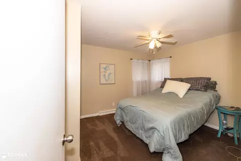 Bedroom - 6543 Dalton, Flushing, MI 48433 photo 1 of 6