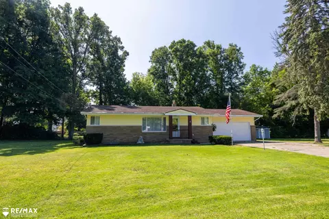 6543 Dalton, Flushing, MI 48433