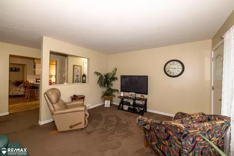 Living - 6543 Dalton, Flushing, MI 48433 photo 1 of 2