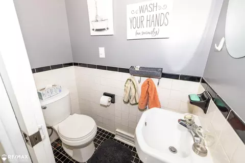 Bath - 6543 Dalton, Flushing, MI 48433 photo 2 of 2