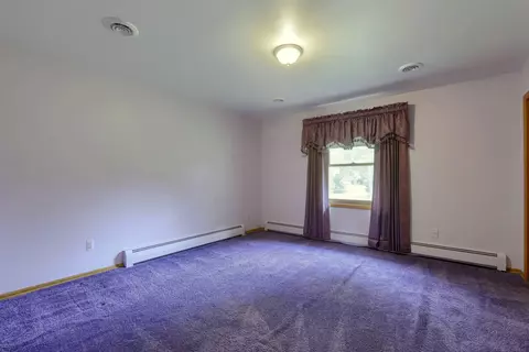 Bedroom - 2734 E Wattles, Troy, MI 48085 photo 4 of 8