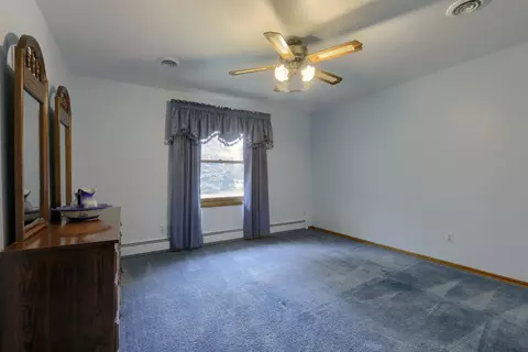 Bedroom - 2734 E Wattles, Troy, MI 48085 photo 6 of 8