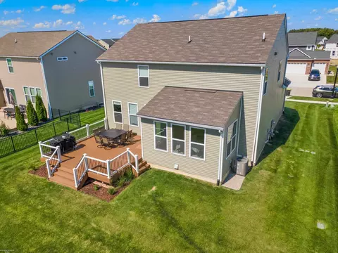 Exterior - 51376 Maple Leaf, Macomb, MI 48042 photo 5 of 6