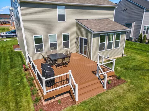 Exterior - 51376 Maple Leaf, Macomb, MI 48042 photo 4 of 6