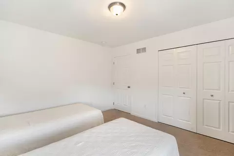 Bedroom - 51376 Maple Leaf, Macomb, MI 48042 photo 5 of 5
