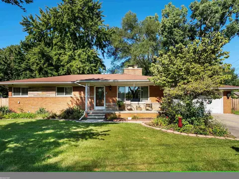 39211 Gary, Clinton Township, MI 48036