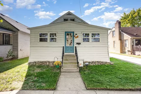 1206 S Farragut, Bay City, MI 48708