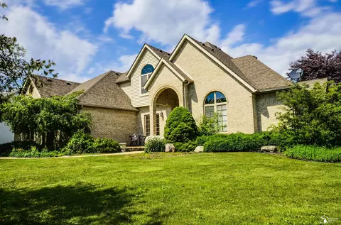 4077 Brest Rd, Newport, MI 48166