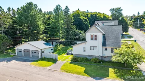 401 Dodge, Houghton, MI 49931