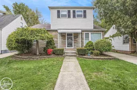 2444 Brockton, Royal Oak, MI 48067