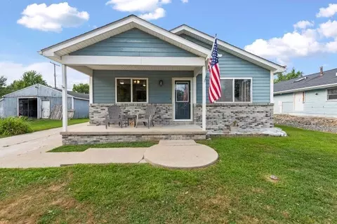 836 Bruce, Marine City, MI 48039
