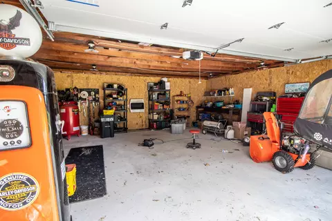 Exterior - 2112 Morrish, Flushing, MI 48433 photo 10 of 27