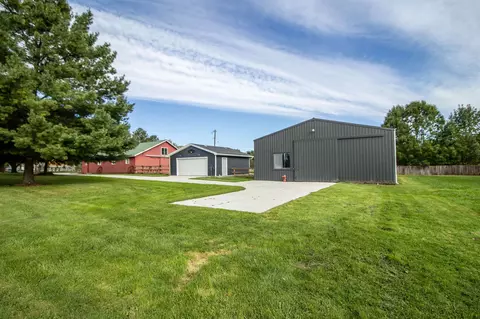 Exterior - 2112 Morrish, Flushing, MI 48433 photo 11 of 27